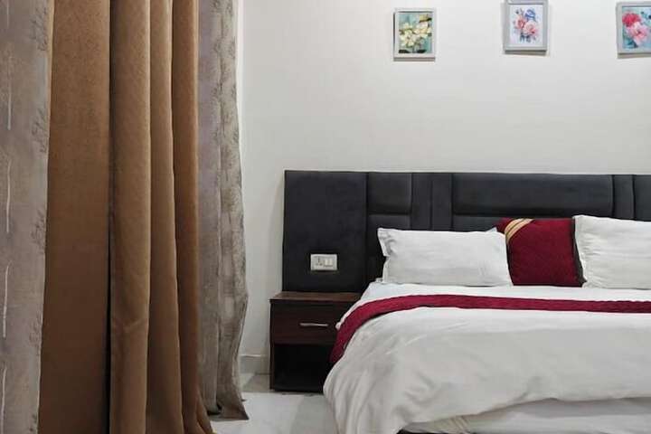 Room 14 of 54