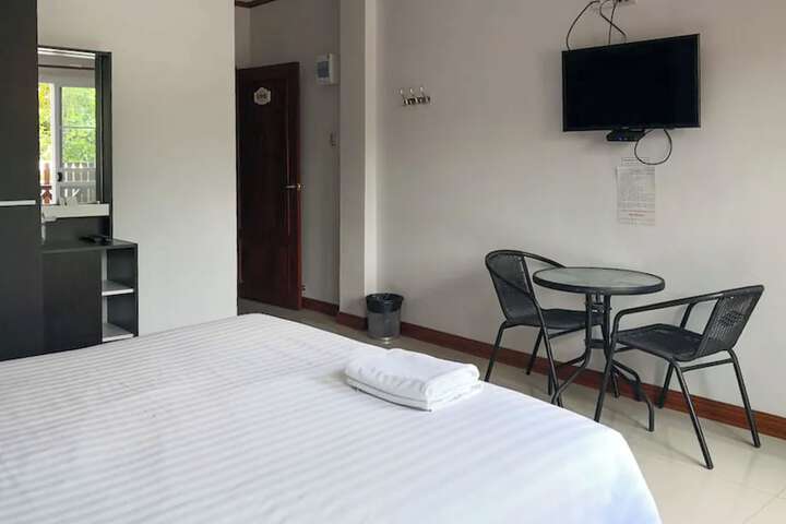 Room 15 of 31
