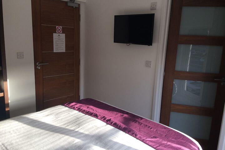 Room 15 of 53