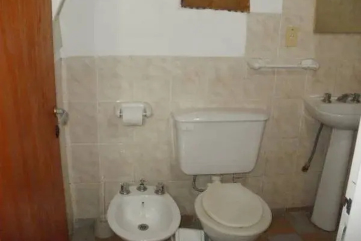 Room 10 of 14