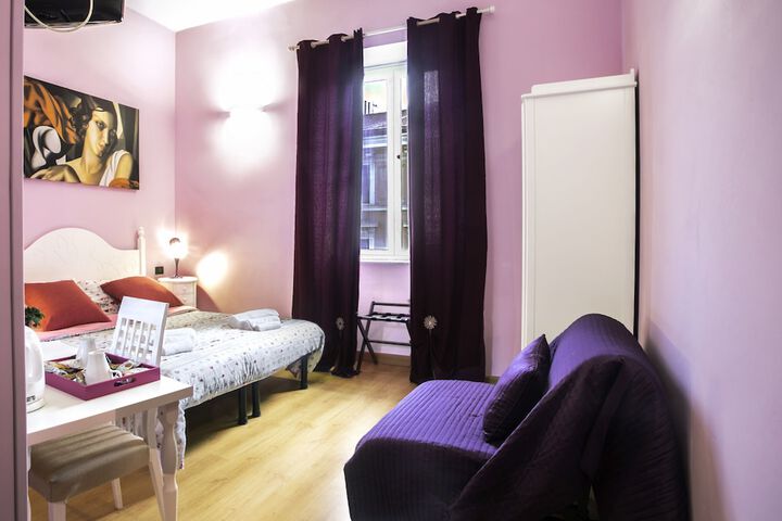 Room 9 of 30