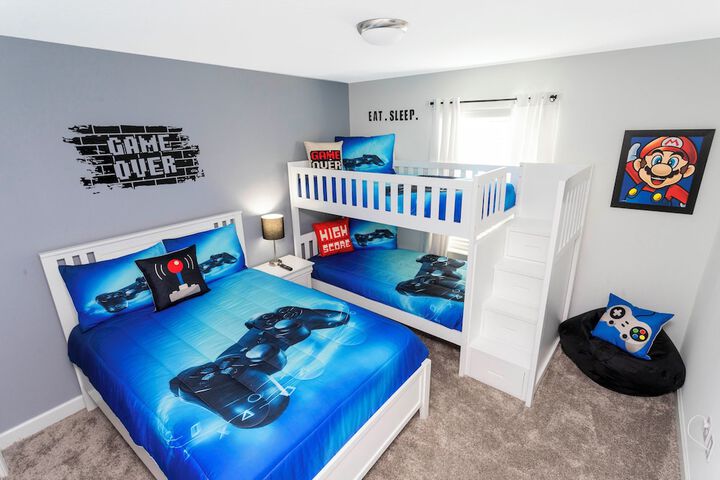 Room 30 of 61
