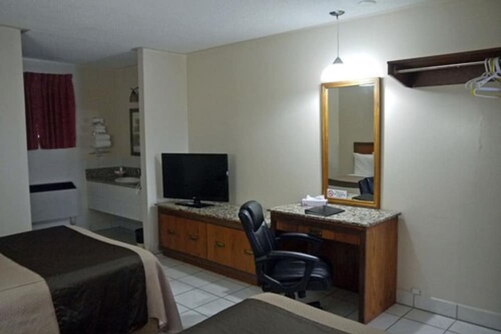 Room 28 of 55
