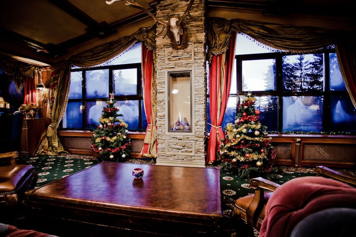 Hotel Lobby