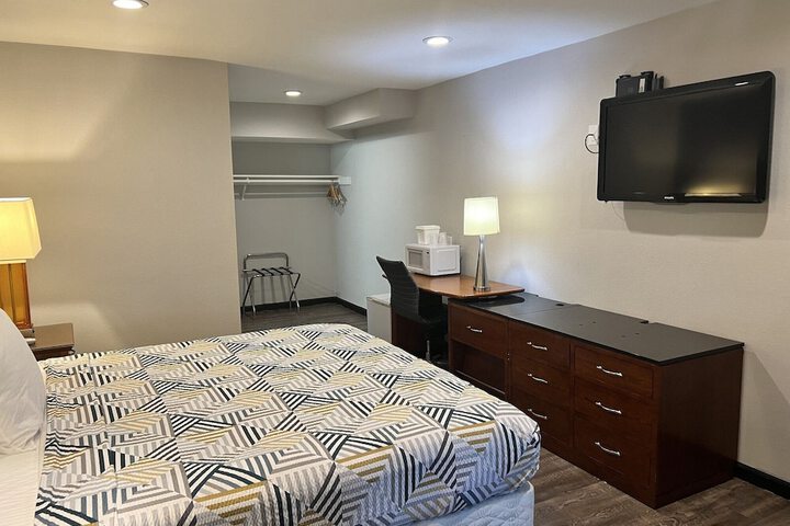 Room 19 of 50