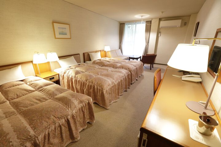 Room 13 of 58