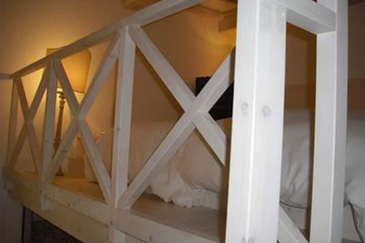 Room 17 of 32