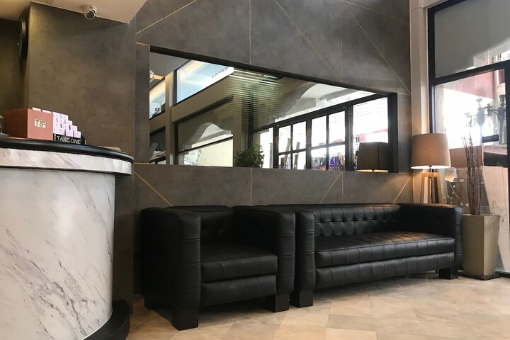 Hotel Lobby