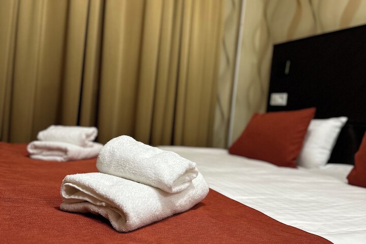 Room 7 of 38