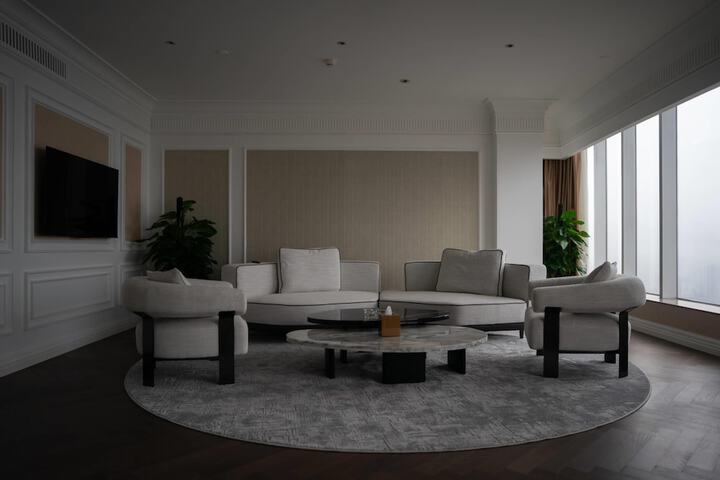 Room 92 of 378