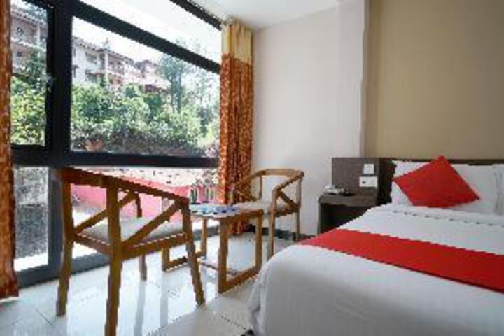 Room 10 of 23