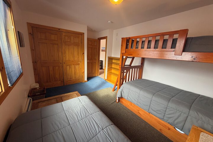 Room 18 of 53