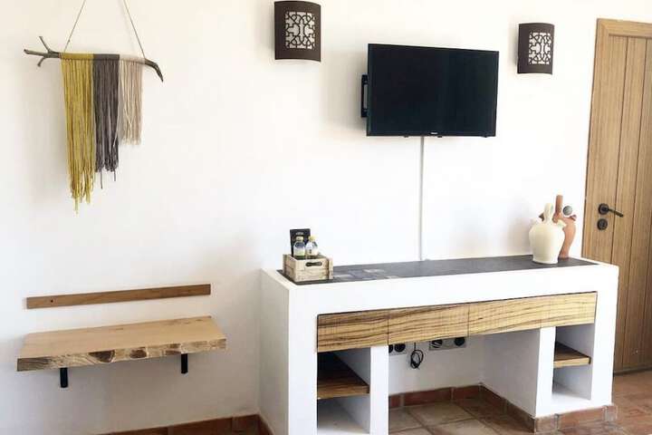 Room 9 of 31