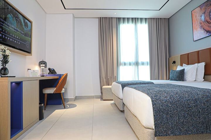 Room 10 of 51