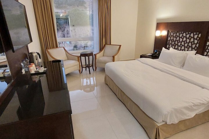Room 15 of 61