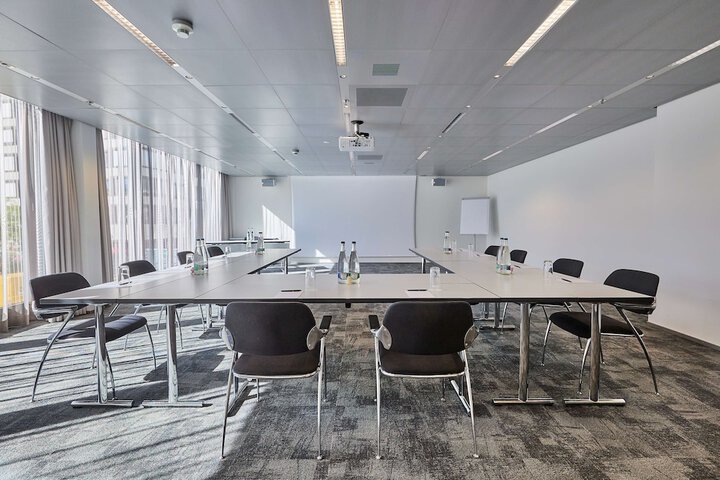Meeting 218 of 289