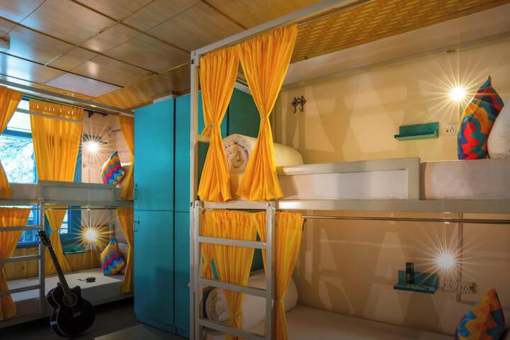 Room 5 of 70