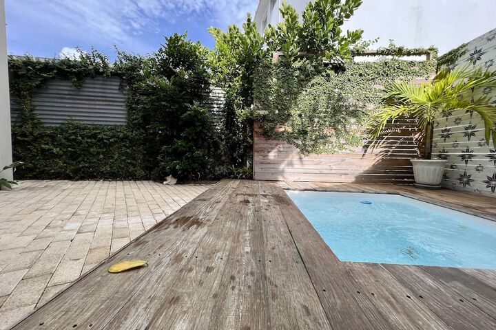 Pool 66 of 109