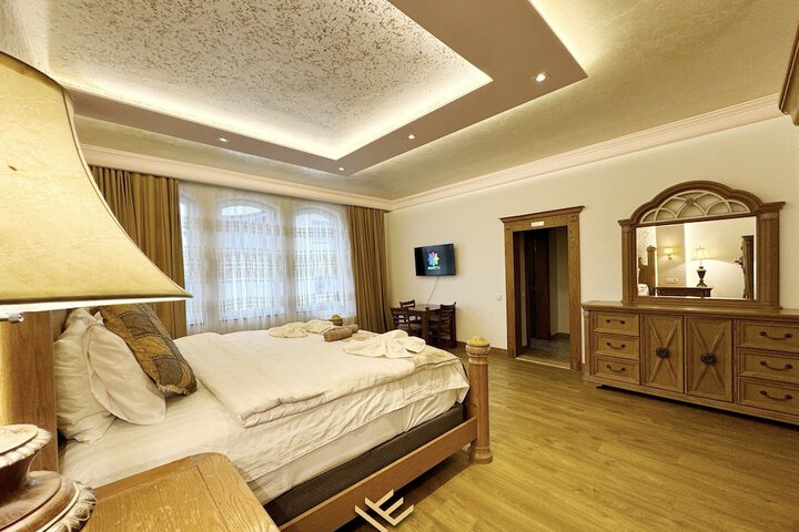 Room 19 of 121
