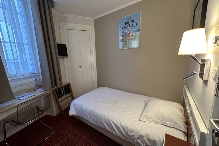 Room 5 of 46