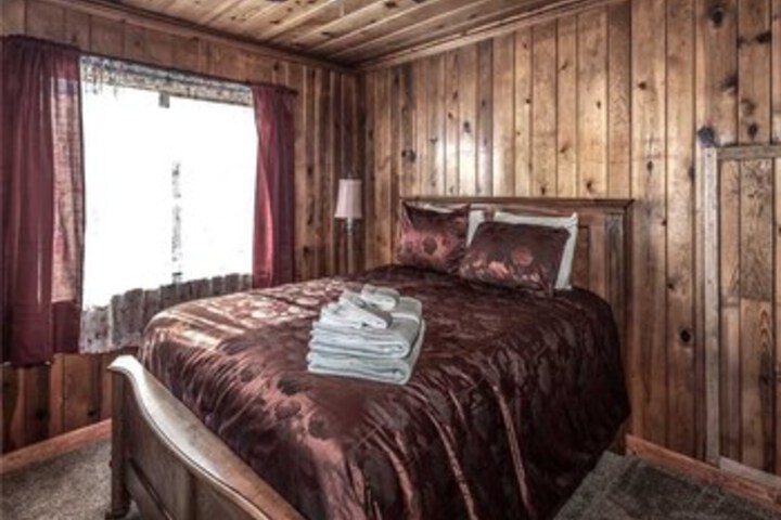 Room 28 of 33