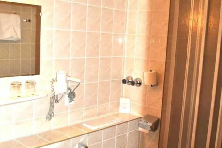 Bath Interior