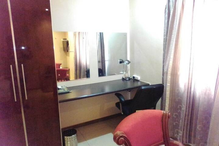 Room 15 of 22