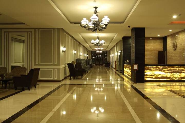 Hotel 2 of 27