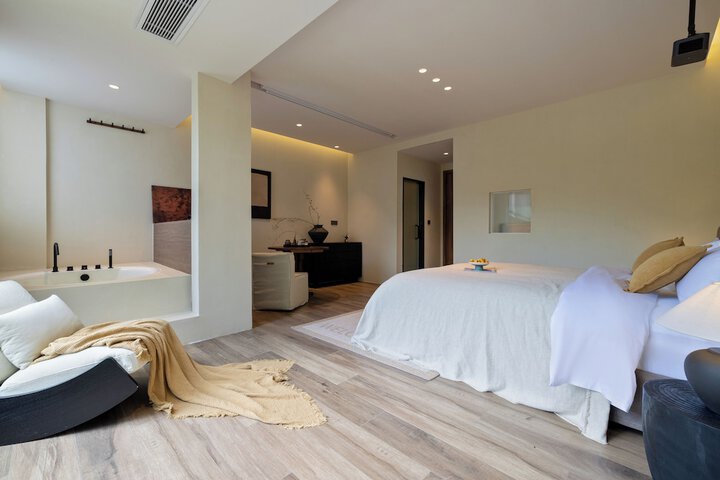 Room 19 of 58