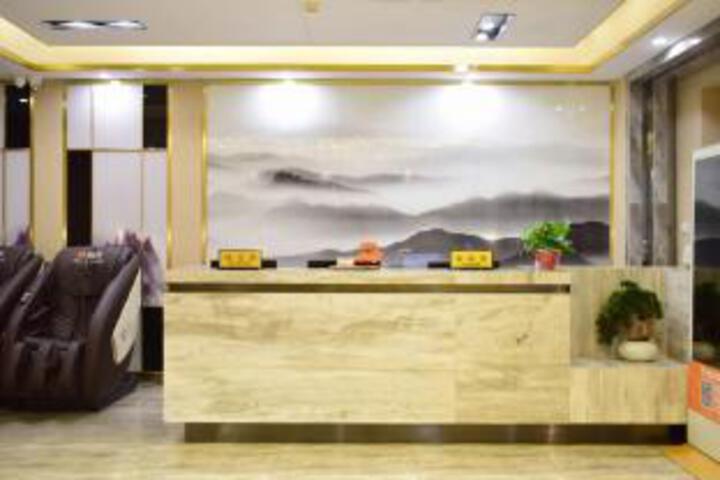 Lotus Pond Bath Center