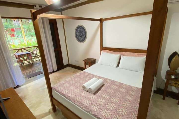 Room 2 of 38