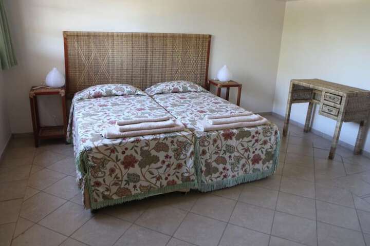 Room 5 of 19