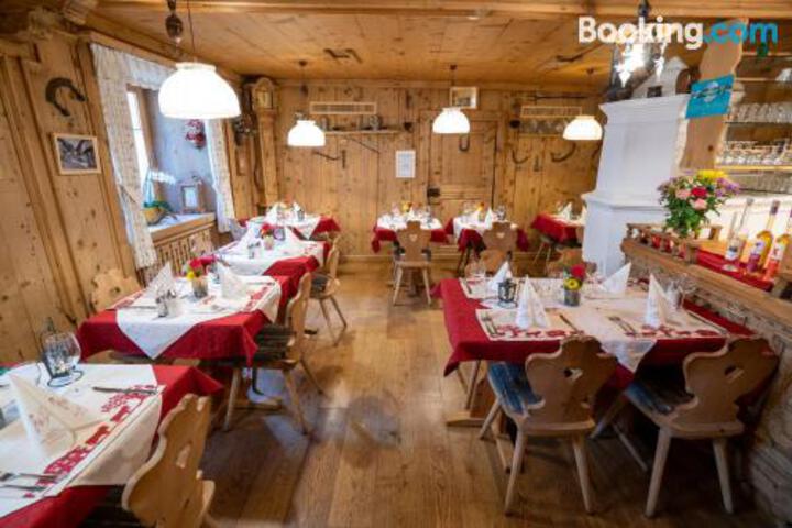 Hotel Crusch Alba