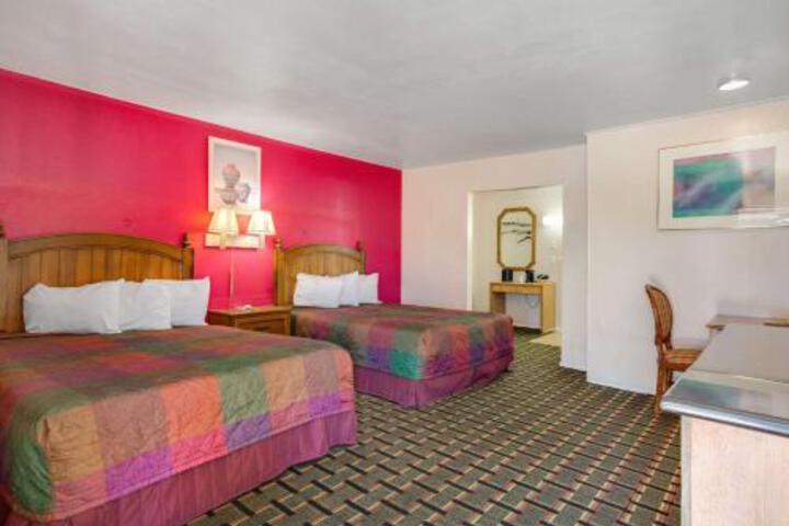 Room 16 of 49