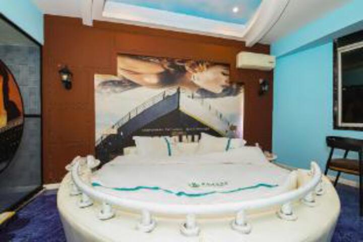 Kai·L Fashion Hotel (Fengdu Ghost City Branch)
