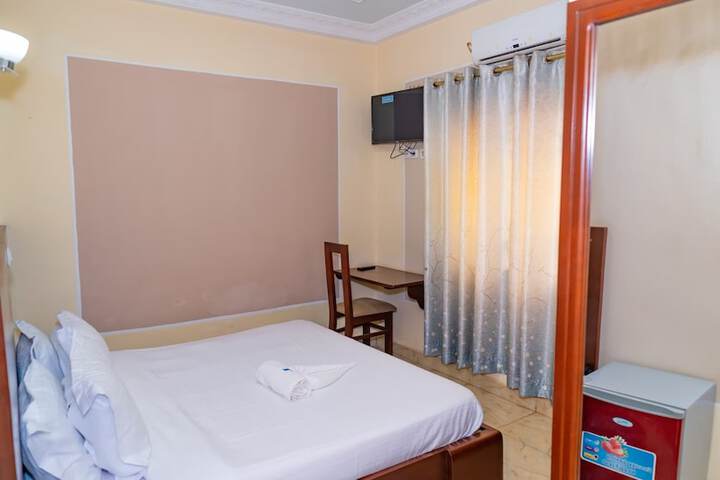 Room 37 of 101