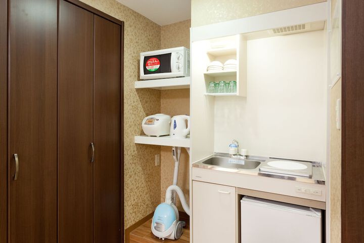 Room 16 of 46