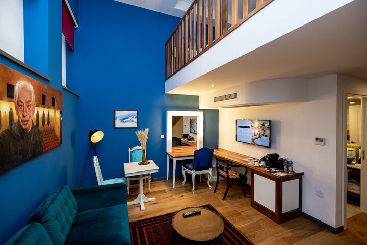 Room 125 of 171