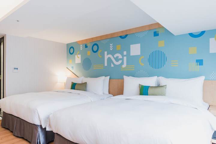 Room 40 of 89