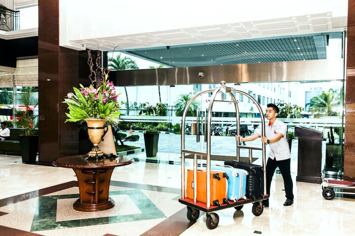 Guest Lobby