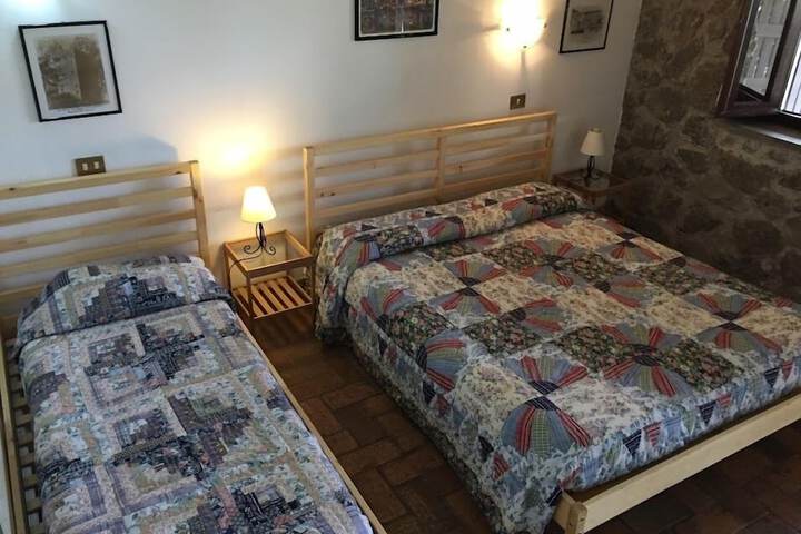 Room 16 of 78