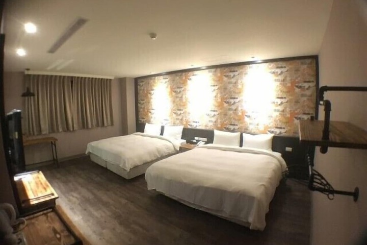 Room 27 of 50