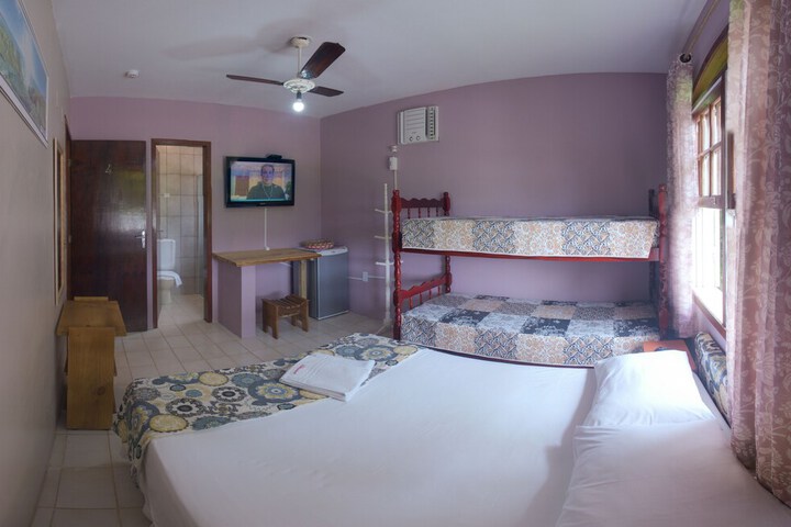 Room 8 of 27