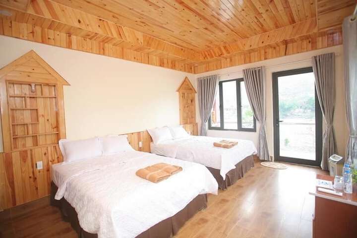 Restful River Bungalow in Bo Trach