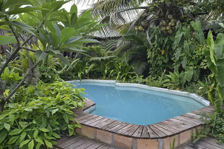 Pool 2 of 9