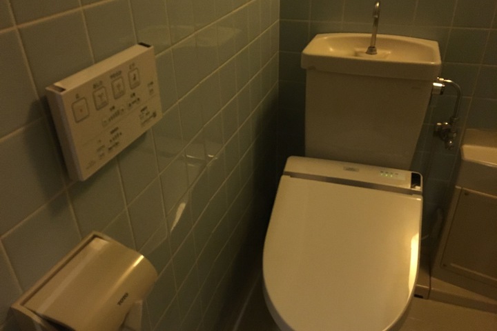 Room 18 of 64
