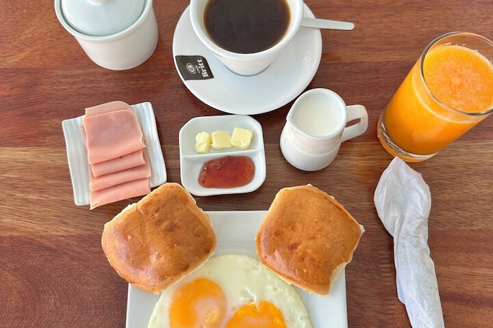 Breakfast/Coffee Service 27 of 29