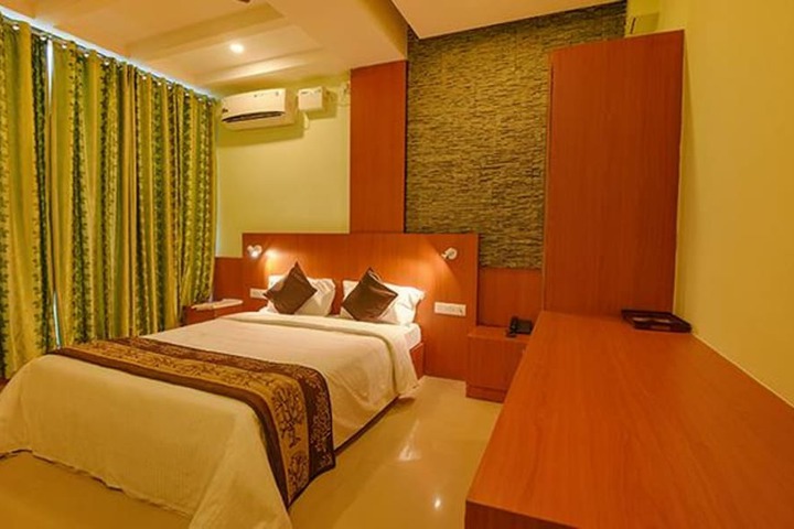 Room 10 of 31