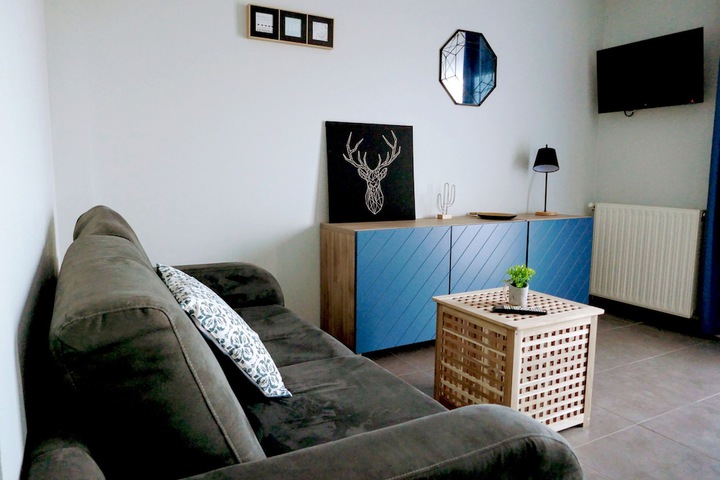 Room 45 of 83