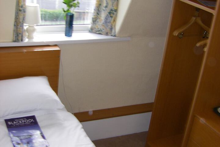 Room 21 of 55